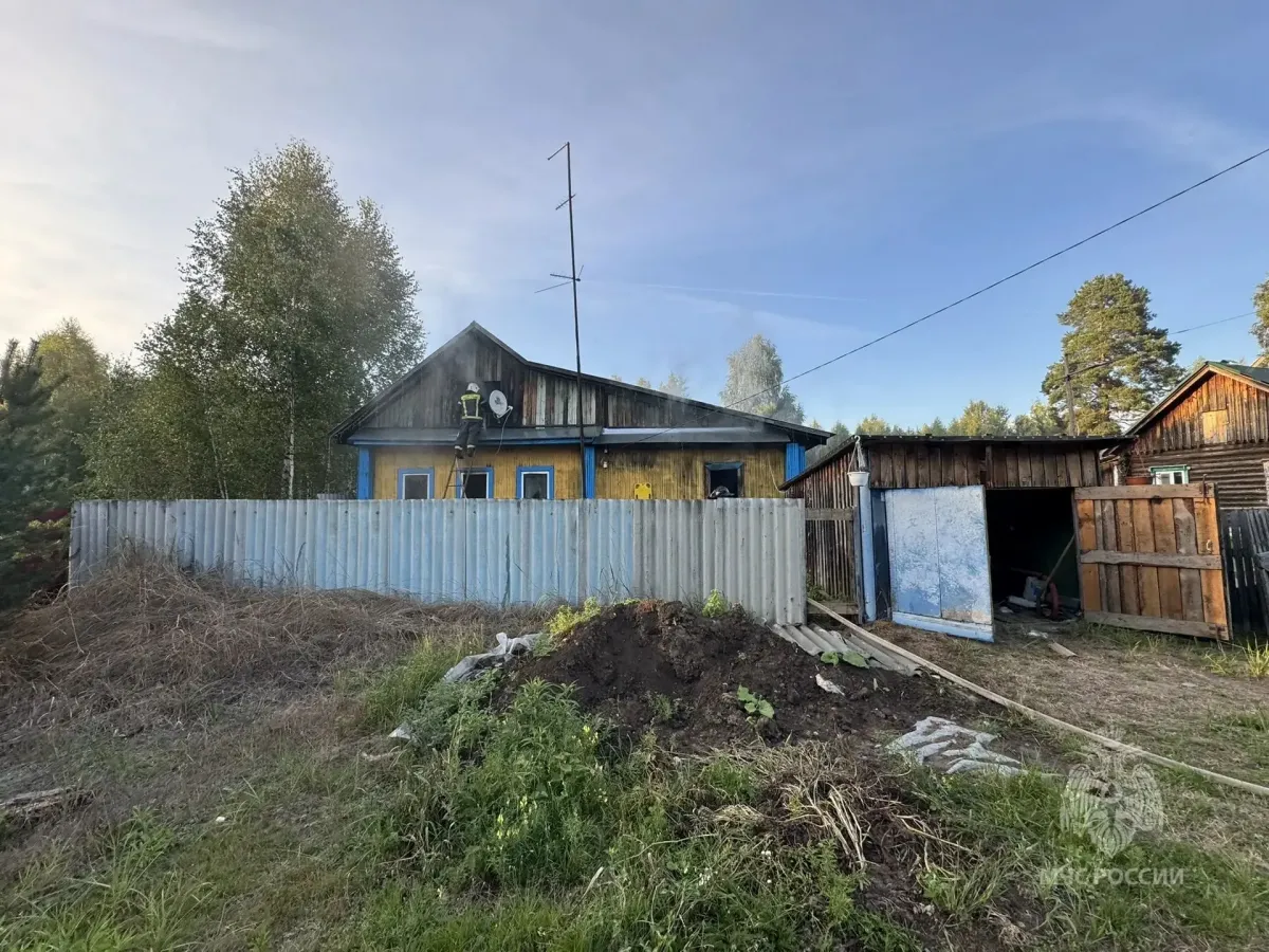 Мужчина погиб при пожаре в частном доме на Бору