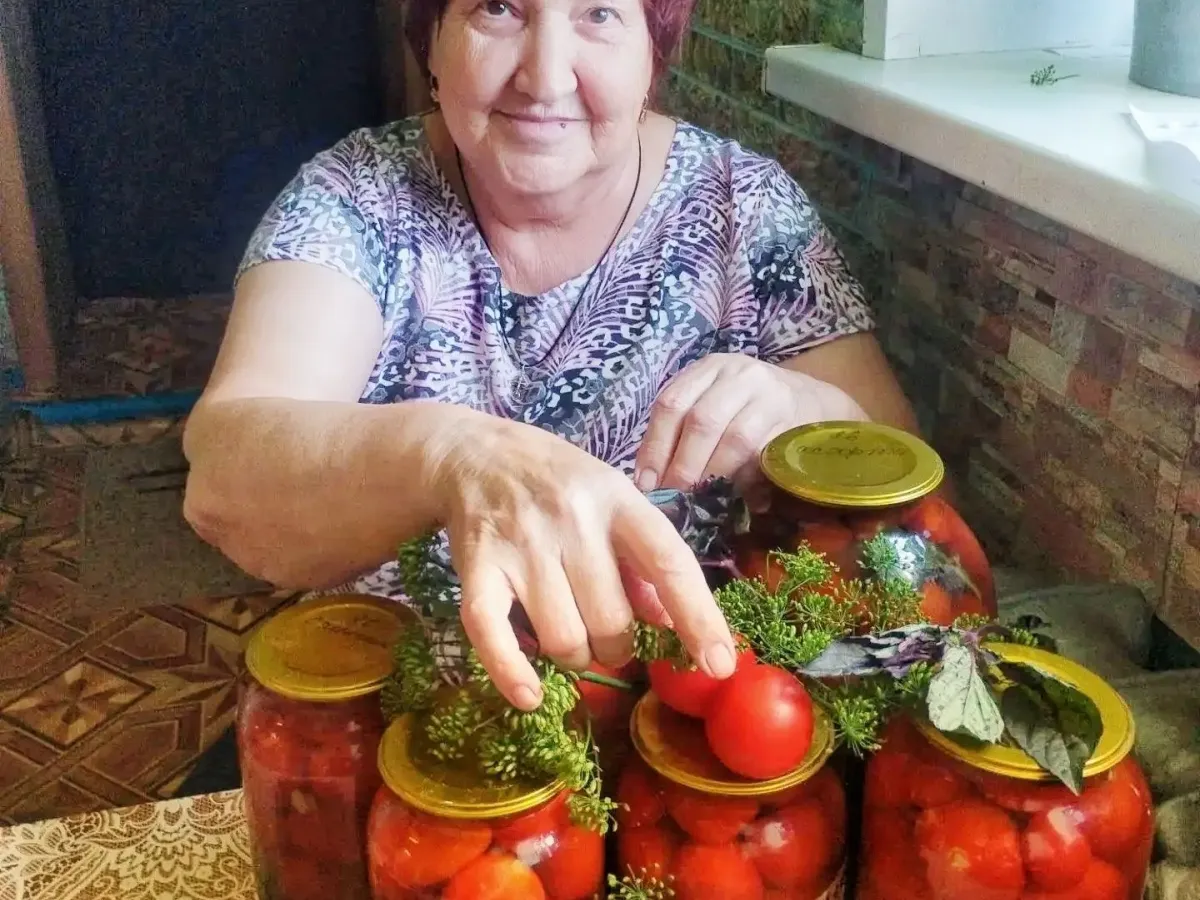 Помощь в сборе урожая